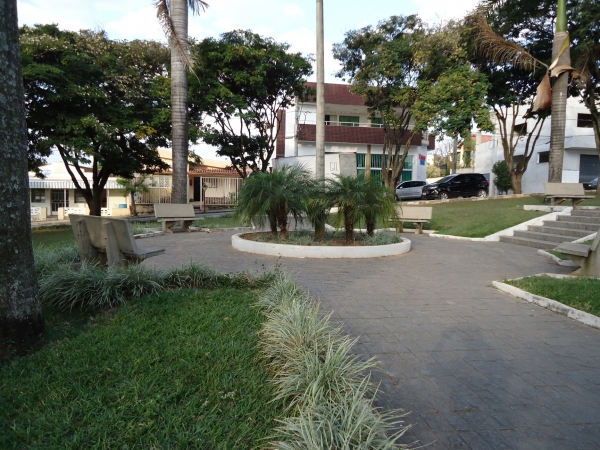 Praça Padre Altamiro Faria