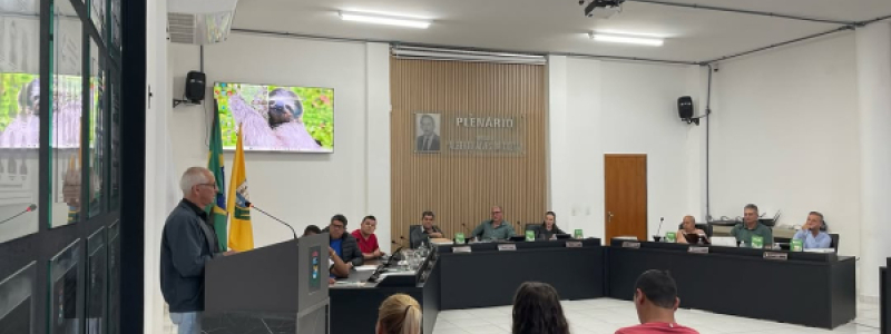 Na reunião ordinária, os vereadores exerceram seu papel fiscalizador ao ouvir os secretários Ademar (Obras e Infraestrutura) e José (Trânsito e...
